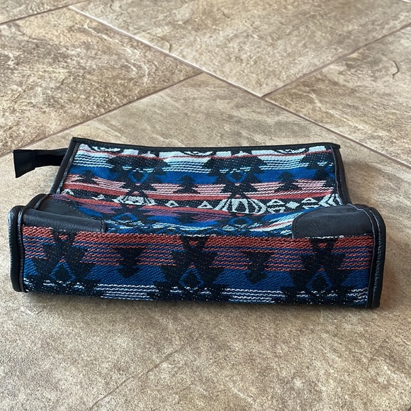 SouthWest Cosmetic Bag - Picture 5 of 7